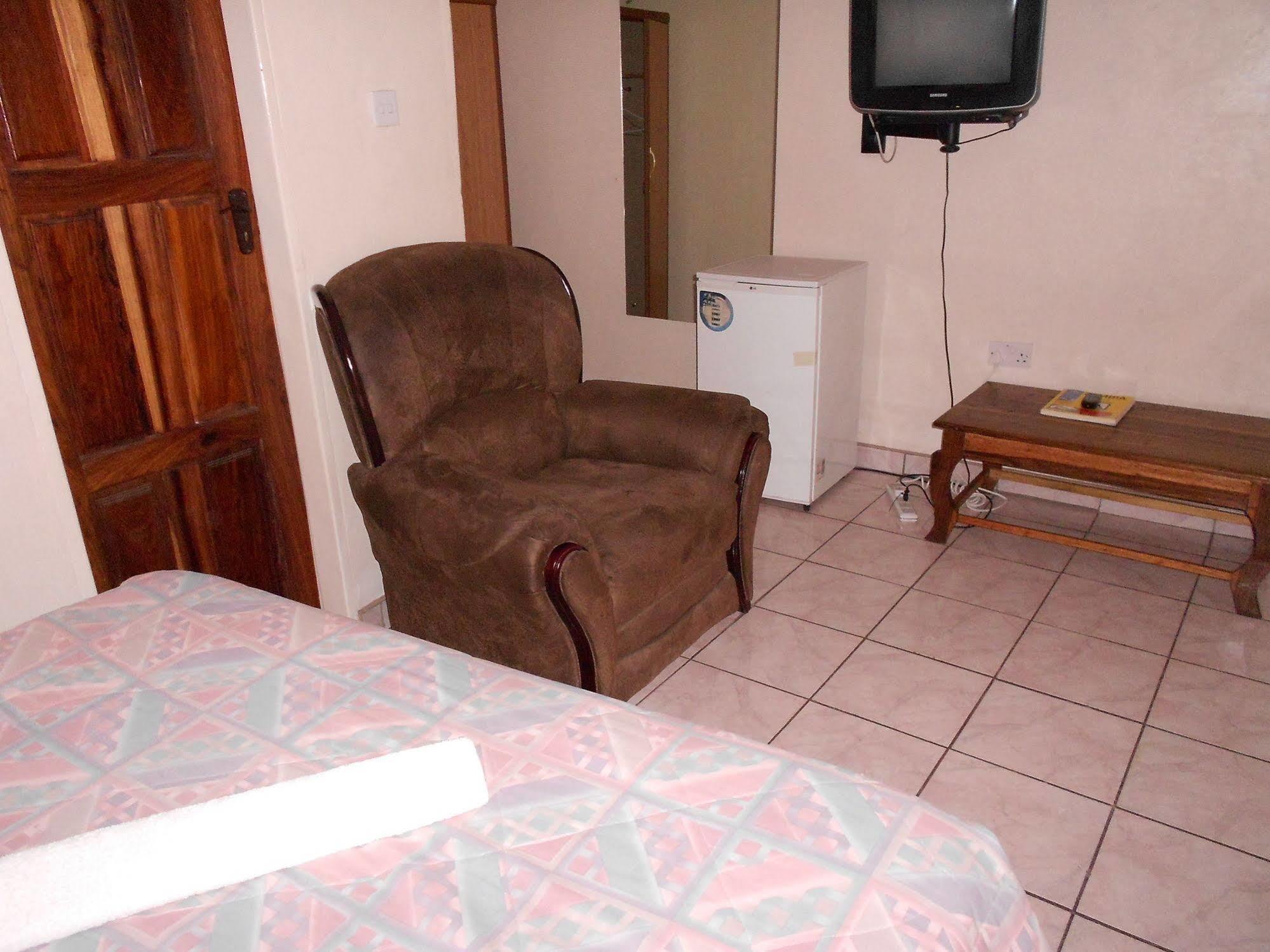 Comfort Corner Guesthouse Livingstone Zewnętrze zdjęcie